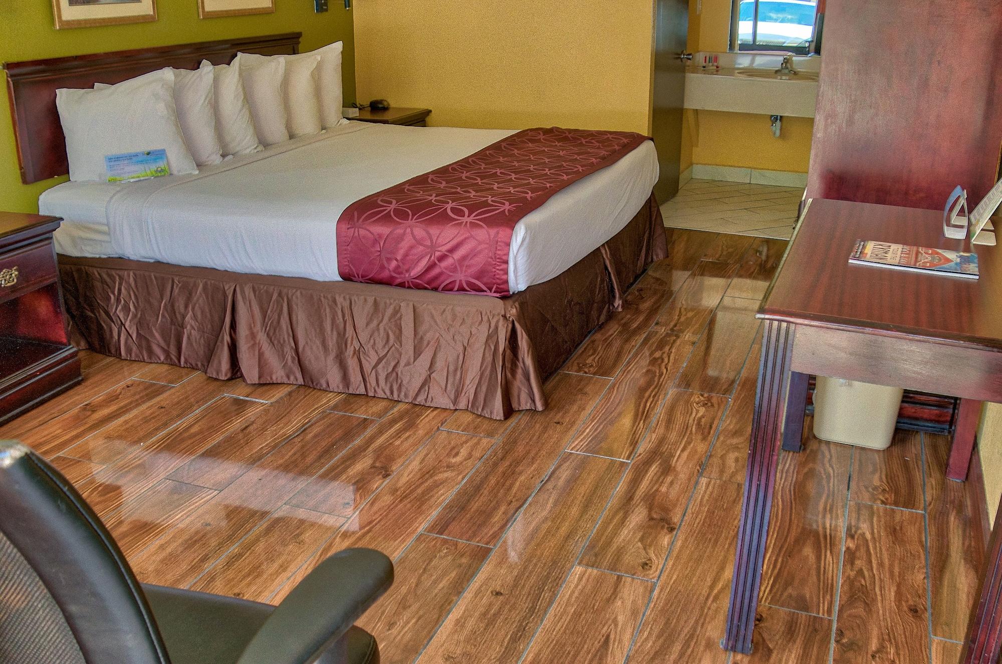 Days Inn By Wyndham Nashville Saint Thomas West Hospital Екстериор снимка