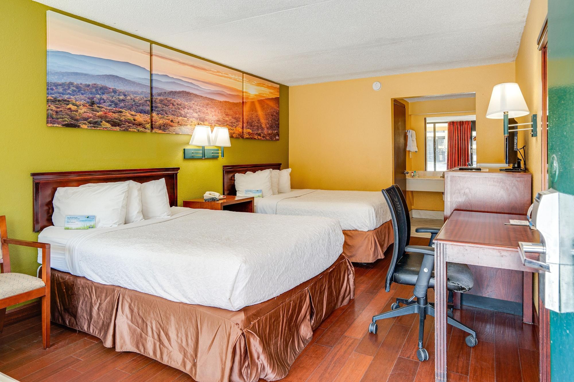 Days Inn By Wyndham Nashville Saint Thomas West Hospital Екстериор снимка